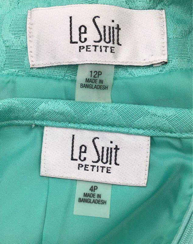 NWT Le Suit Women&#39;s Seafoam 2 Piece Blazer And Skirt Suit - Size 12P, 4P