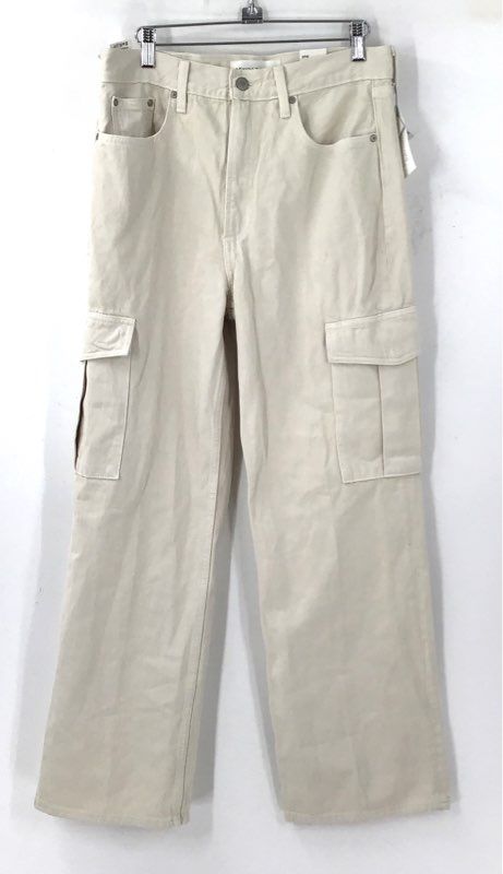 NWT Denim Forum Women's White Cotton Cargo Jeans - Size 29