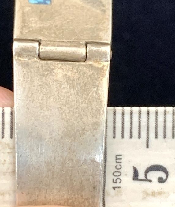 Striking Sterling (.925) Silver 10mm Hinged Bangle 24.23g