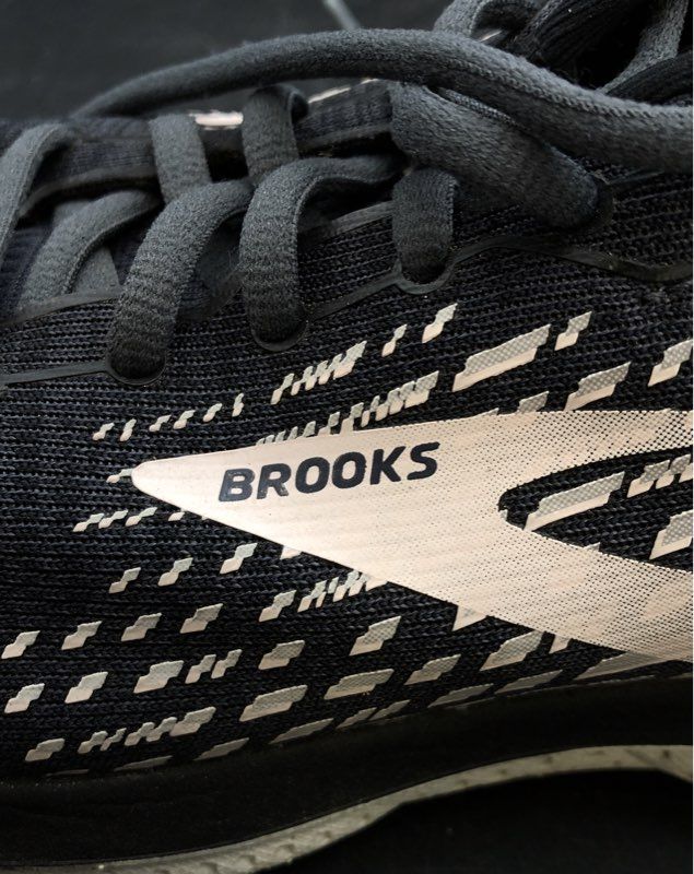 Brooks Women's Ghost 13 Black Athletic Shoes - Size 8