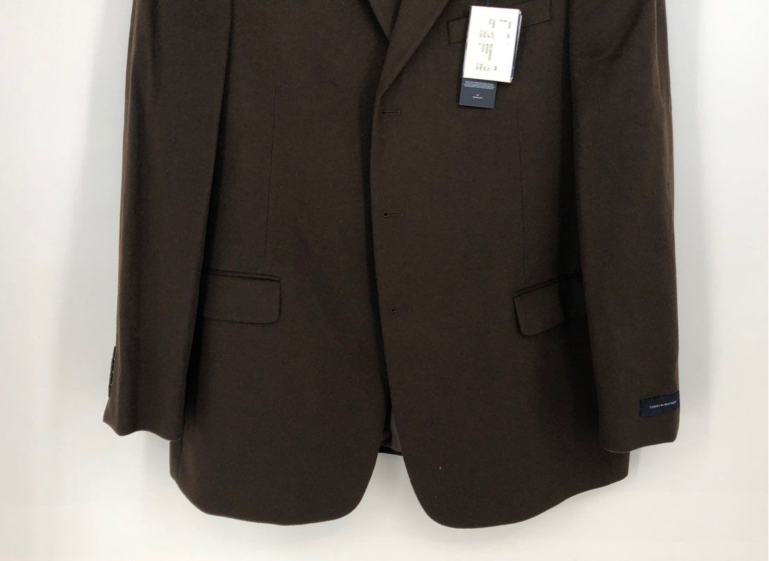 NWT Tommy Hilfiger Men&#39;s Brown Notch Lapel Single-Breasted Blazer - Size 44L