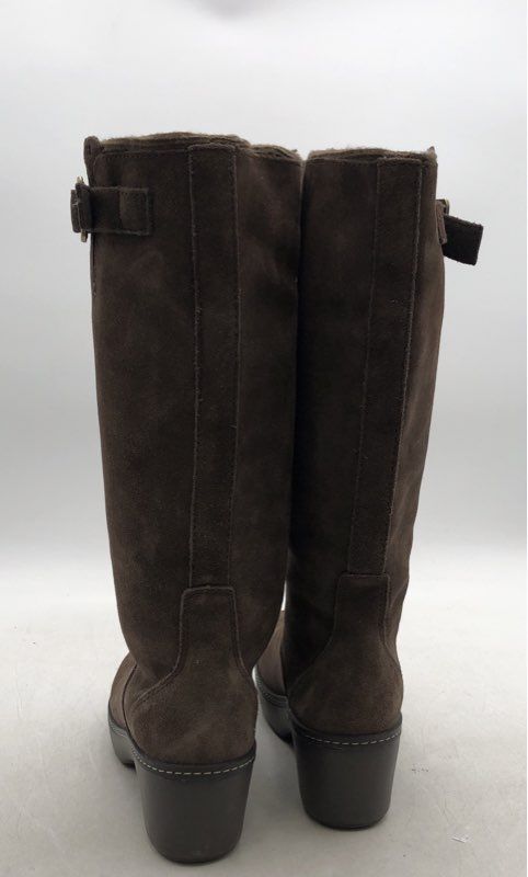 Crocs Women&#39;s Cobbler 11553 Brown Round Toe Knee-High Winter Boots - Size 6