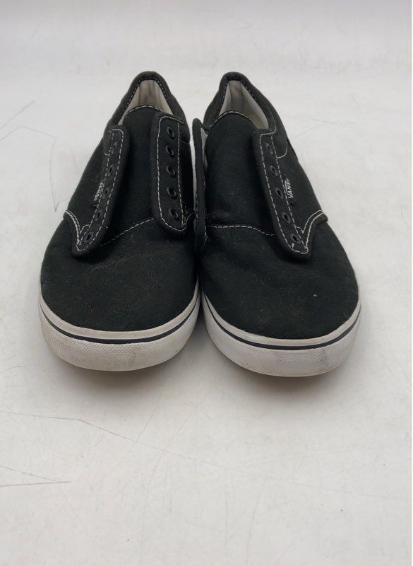 Vans Women&#39;s Black Low-Top Lace-Up Athletic Shoes - Size 8.5