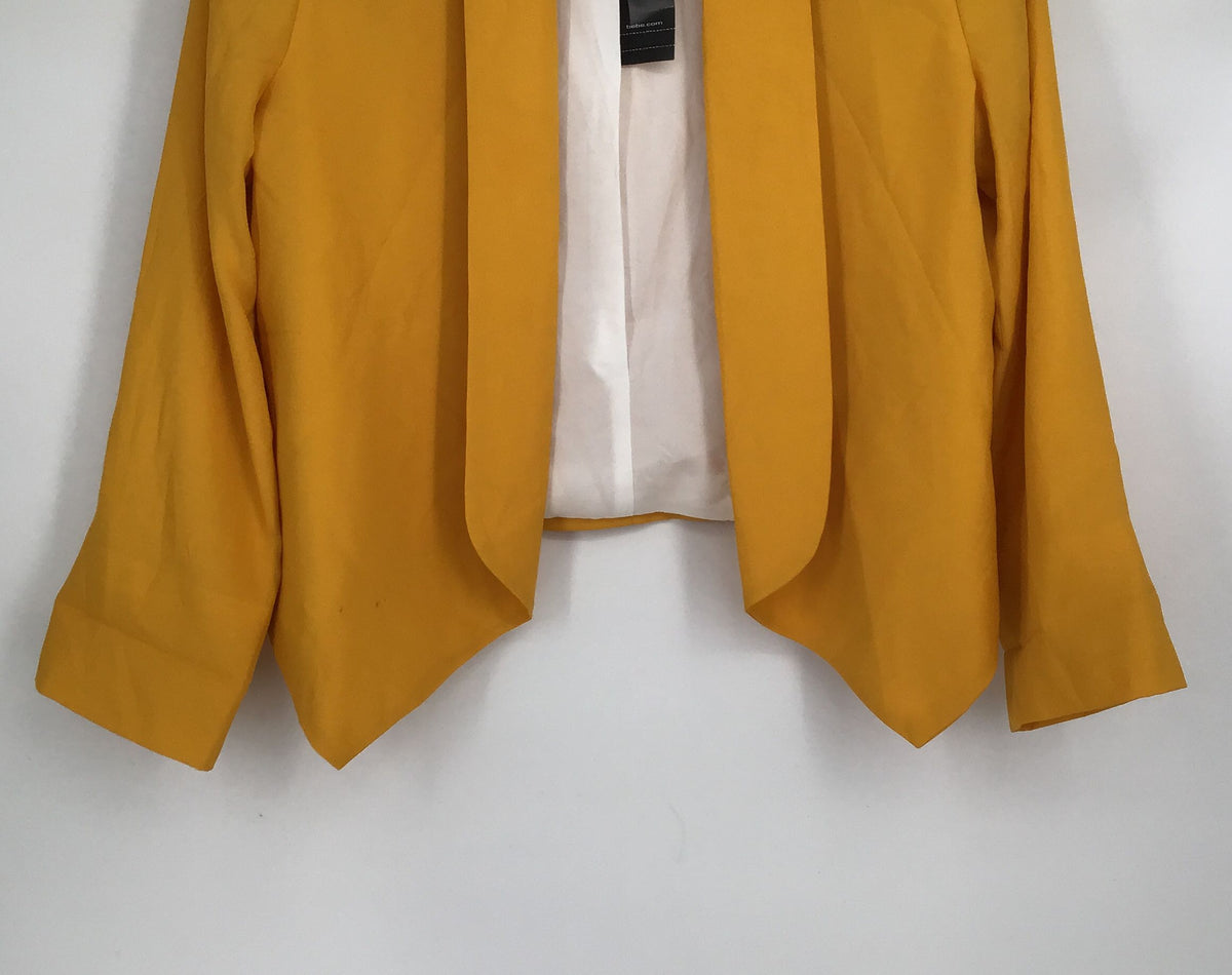 NWT Bebe Women&#39;s Yellow 3/4 Sleeve Shawl Collar Cropped Jacket - Size Small