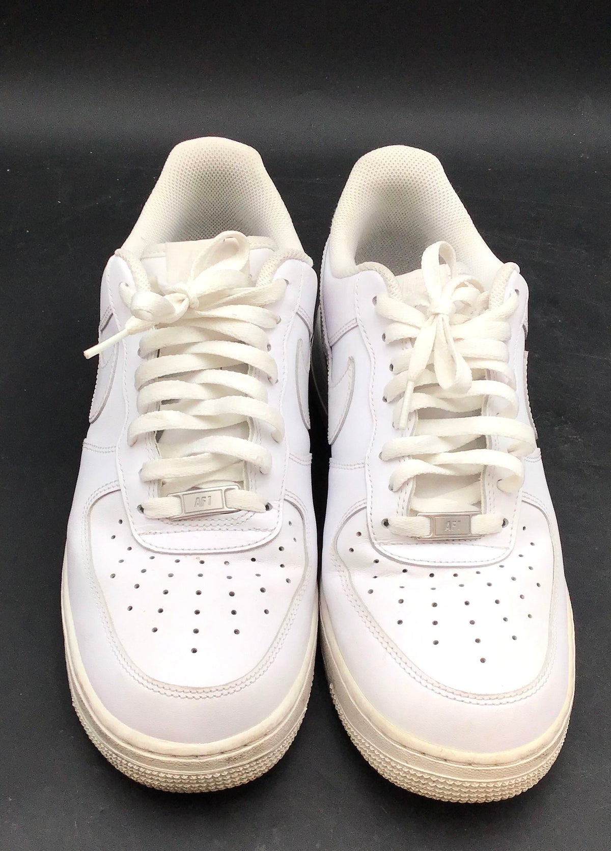 Nike Men's Air Force 1 Low '07 White Athletic Shoes - Size 11