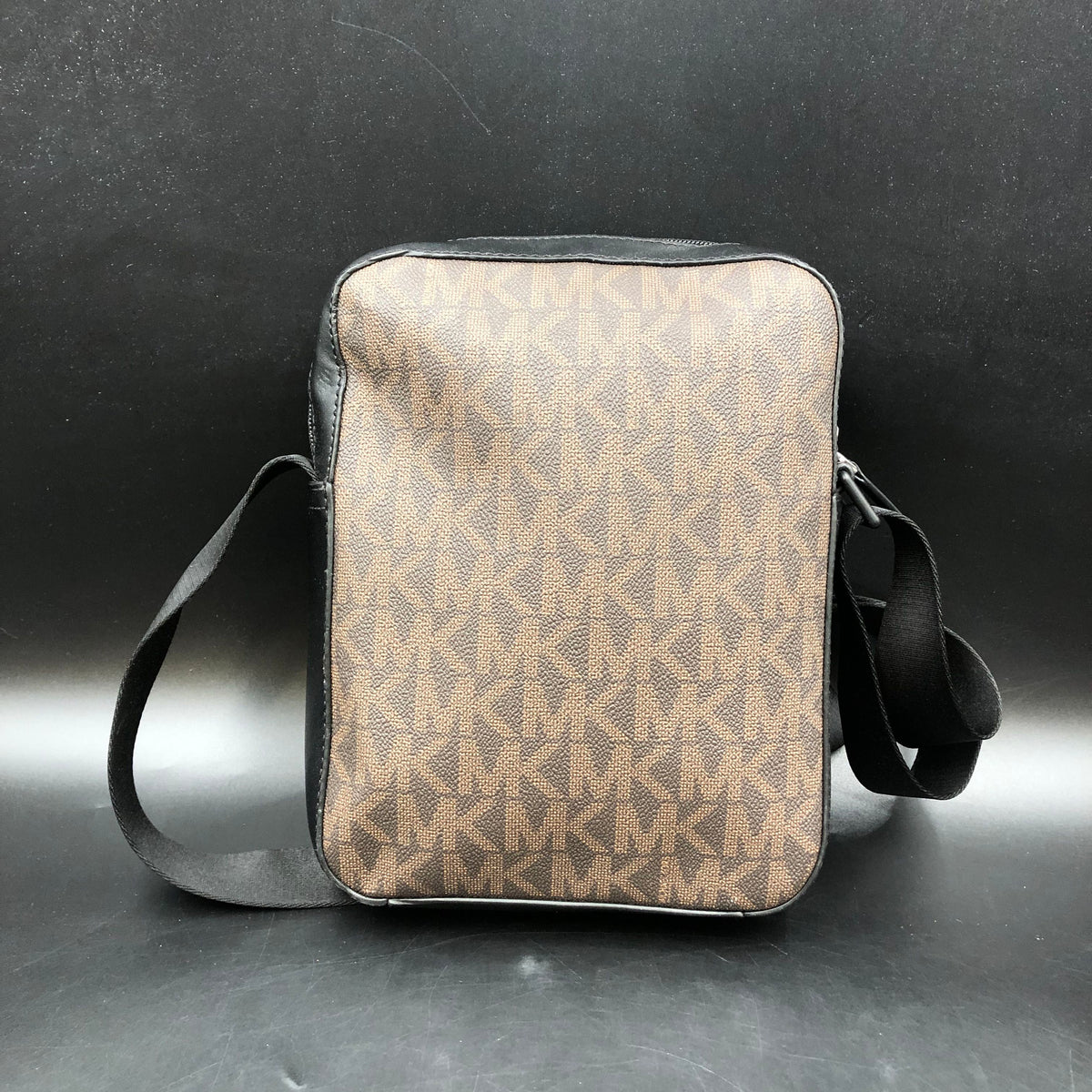 Michael Kors Brown Black Leather Cooper Logo Flight Bag Crossbody COA