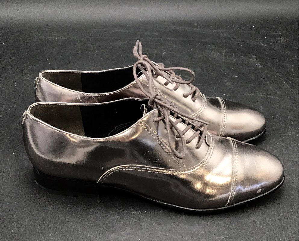 Ivanka Trump Glie Metallic Pewter Cap Toe Oxfords Dress Shoes Womens Size 8