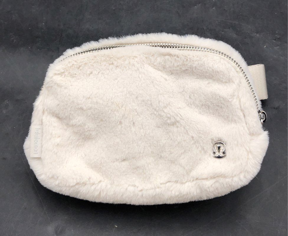 Lululemon Cream White Fleece Everywhere Belt Bag Adjustable Silver Hardware