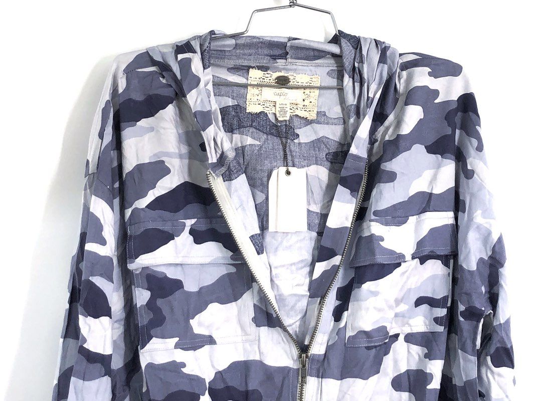 Cupio Blush Women's Blue Gray Camo Hooded Full Zip Utility Jacket NWT Sz L
