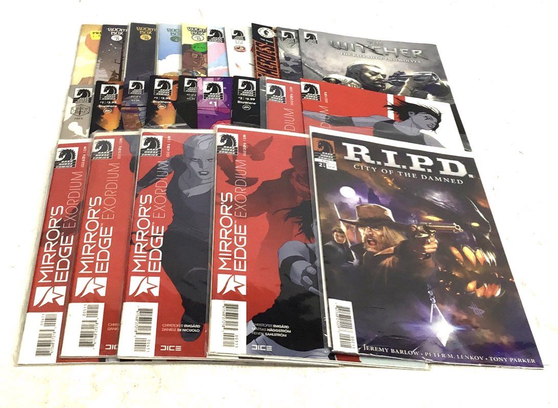 Comic Book Lot Dark Horse Boom Modern Video Game Media Tie-In 24 Comics