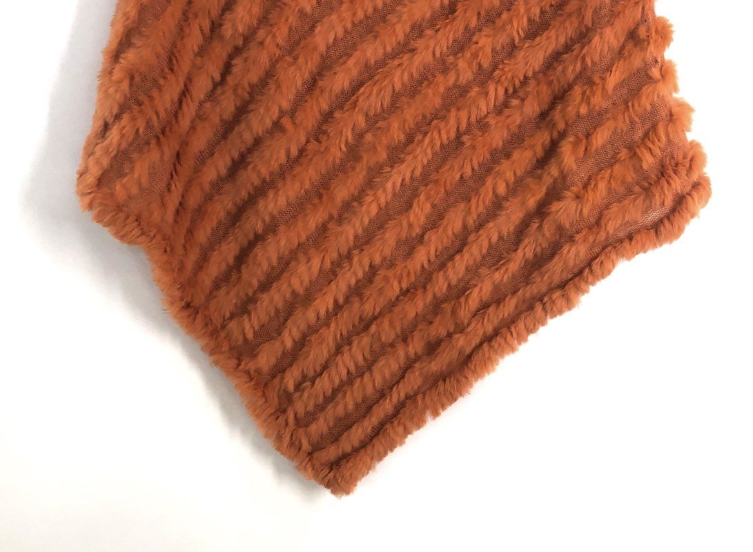 Wilsons Leather Maxima Women's Burnt Orange Knit Fur Trim Poncho OSFA