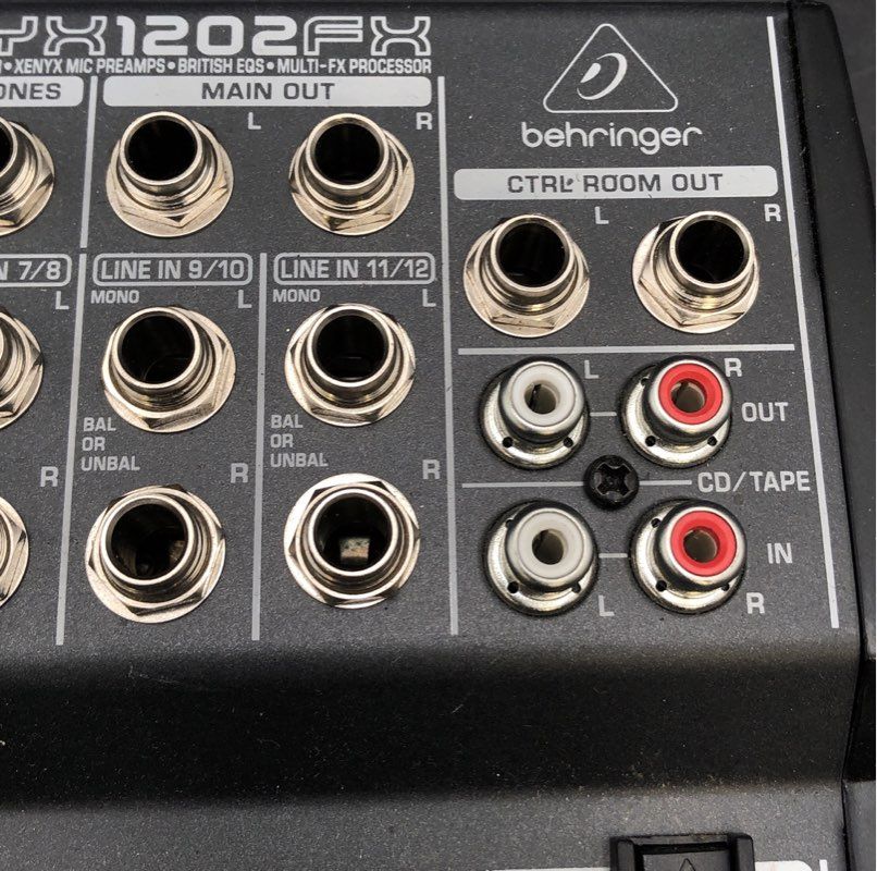 Behringer XENYX 1202FX Multi-Processor Mixing Console With Effects