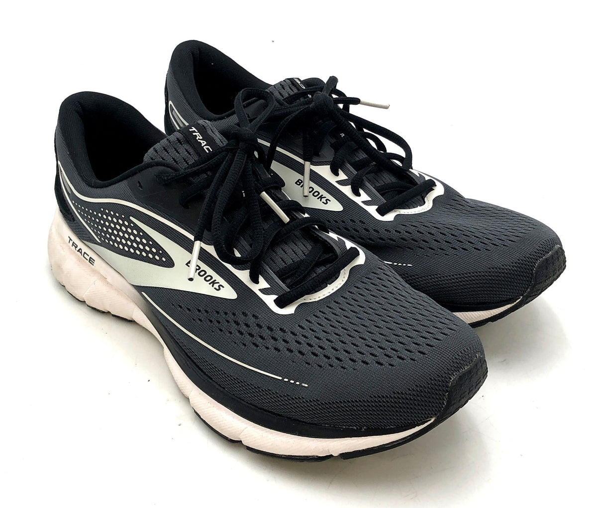 Brooks Trace 2 Black White Silver Women's Running Shoes Size 11
