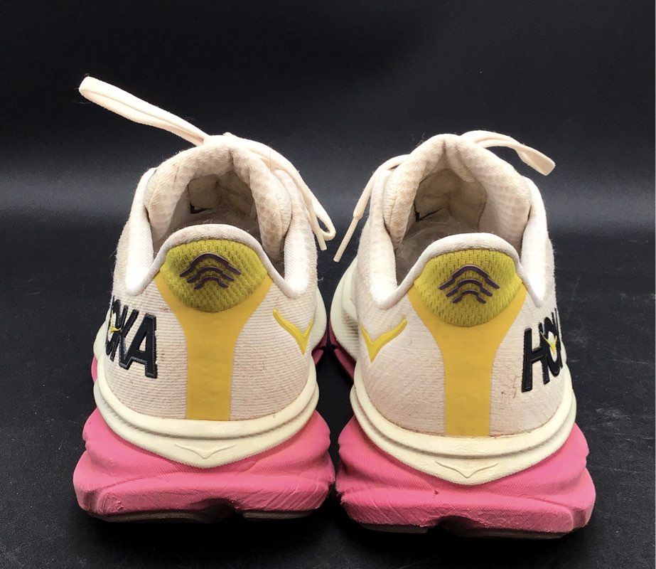 Hoka One One Women's Clifton 9 Pink Athletic Shoes